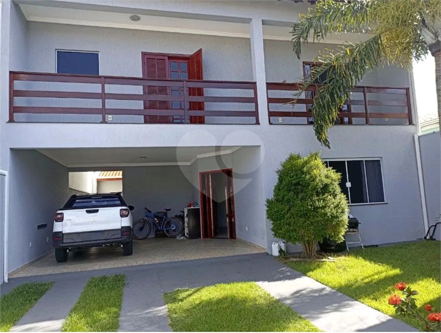 Sobrado à venda com 4 quartos, sendo 1 suíte,  em Residencial Monte Verde, Indaiatuba, SP