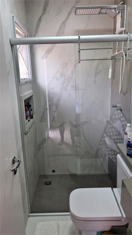 Casa à venda com 3 quartos, sendo 1 suíte, no condomínio Moradas do Horto, São Paulo - SP