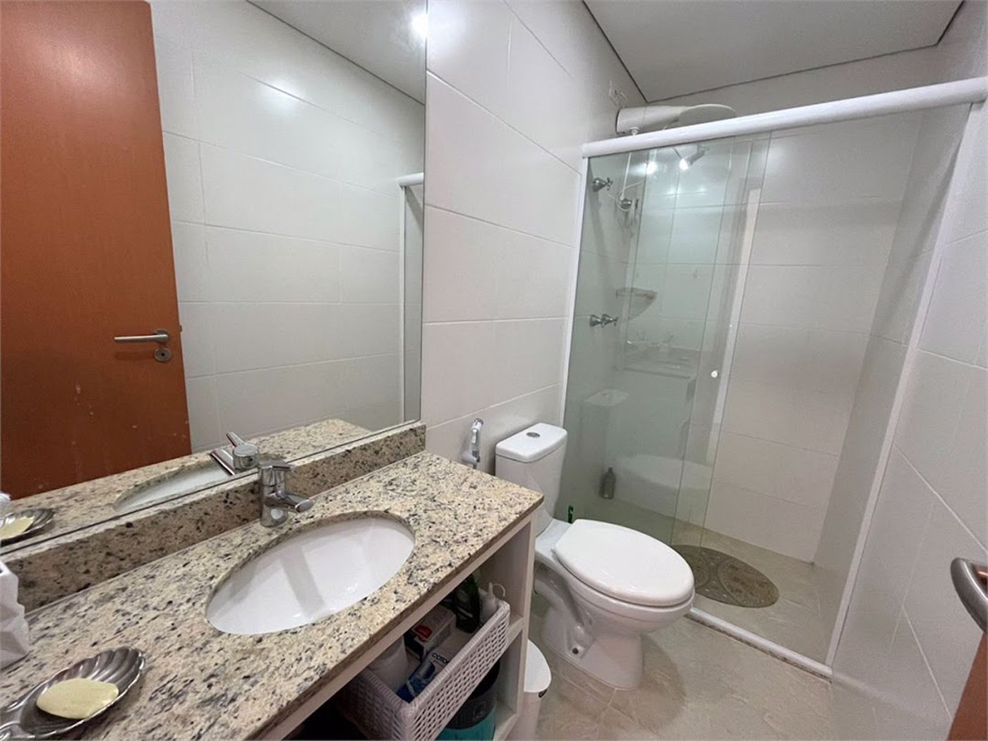Apartamento Residencial à venda, Jardim Virginia, Guarujá - AP0995.