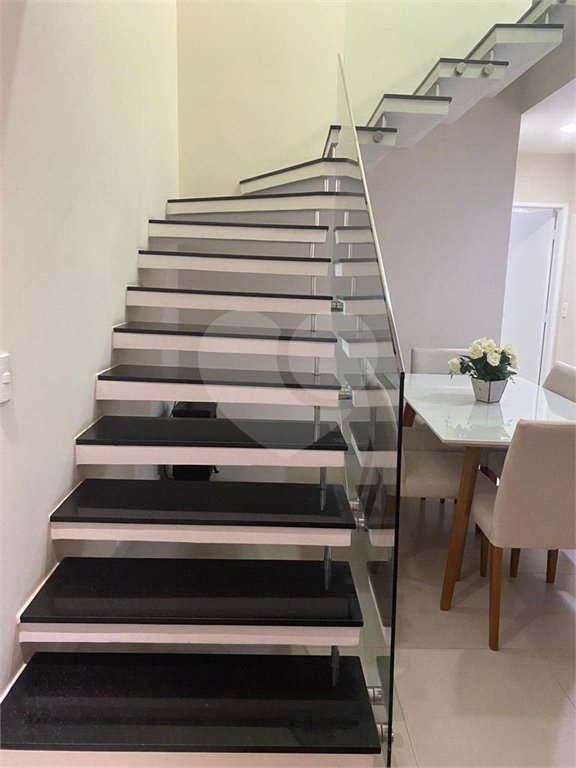 Sobrado à venda com 2 quartos, sendo 1 suíte, em Jardim Nova Germania, São Paulo, SP