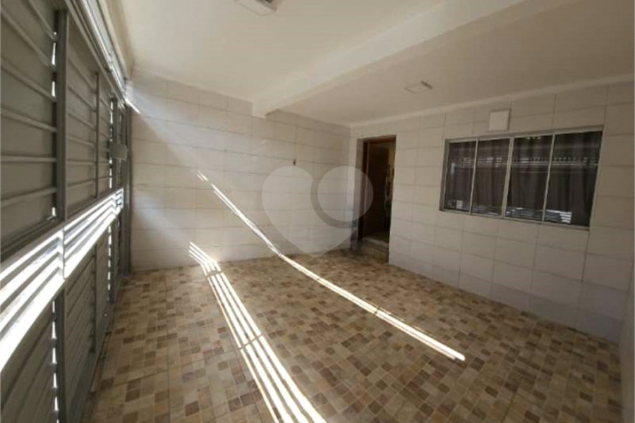 Sobrado à venda com 3 quartos, sendo 1 suíte, em Jardim Peri, São Paulo, SP
