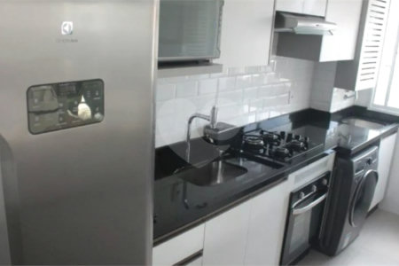 Apartamento à venda com 2 quartos em Parque Reboucas, São Paulo, SP
