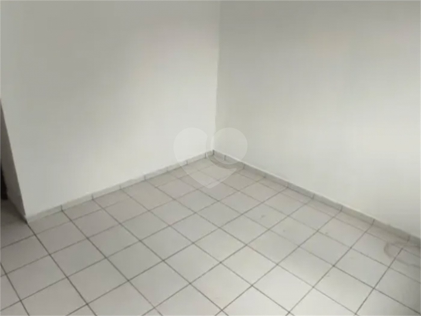 Sobrado à venda com 3 quartos, sendo 1 suíte, em Jardim Pinheiros, São Paulo, SP