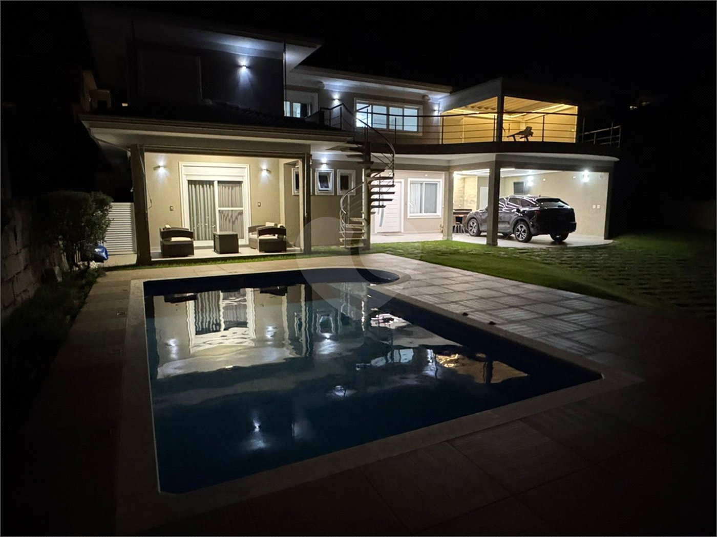 Casa à venda com 4 suítes no condomínio Alpes de Vinhedo, Vinhedo - SP