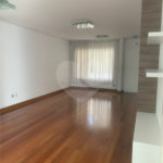 Casa à venda com 3 suítes no condomínio Villaggio Belvedere, São Paulo - SP