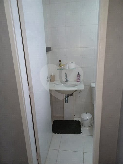 Apartamento à venda com 2 quartos, sendo 1 suíte,  em Jardim Flor da Montanha, Guarulhos, SP