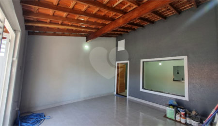 Casa à venda com 3 quartos, sendo 1 suíte,  em Vila Brizzola, Indaiatuba, SP