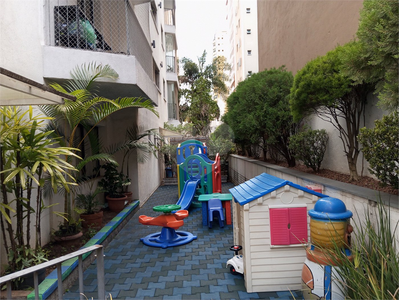 Apartamento à venda com 2 quartos, sendo 1 suíte,  em Brooklin Paulista, São Paulo, SP