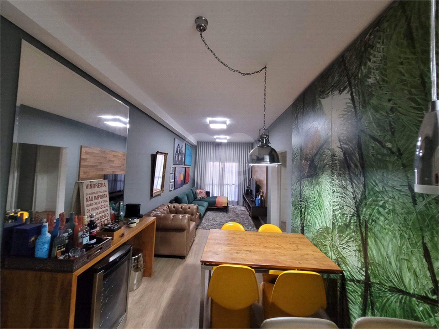 Apartamento à venda com 3 quartos, sendo 1 suíte, no Centro, Vinhedo, SP