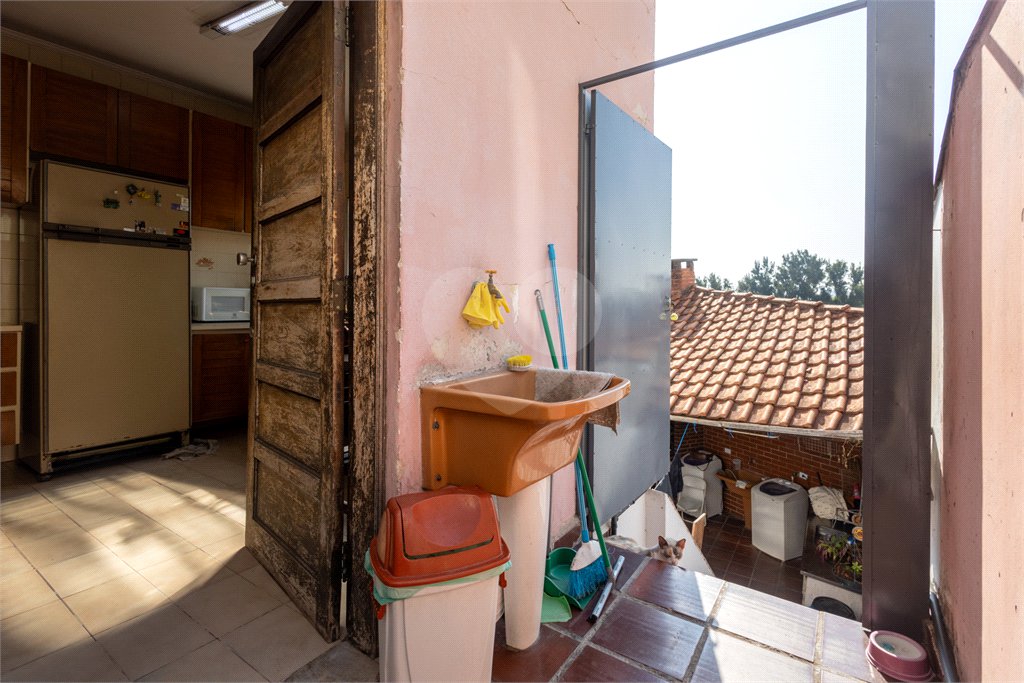 Sobrado à venda com 3 quartos em Vila Sônia, São Paulo, SP