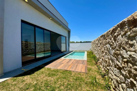 Casa à venda com 3 suítes no condomínio Alphaville Itu, Itu - SP