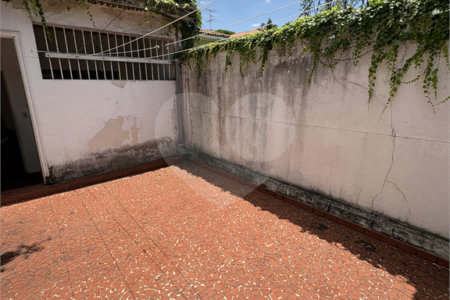 Sobrado à venda com 6 quartos, sendo 1 suíte, em Vila Nova Conceição, São Paulo, SP