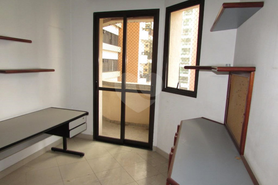 Apartamento à venda com 4 quartos, sendo 3 suítes, em Tatuapé, São Paulo, SP