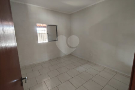 Casa à venda com 2 quartos em Cambuí, Itapetininga, SP