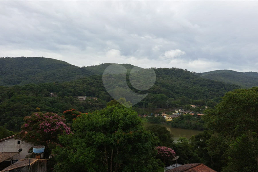 Casa à venda com 5 quartos, sendo 2 suítes, em Rancho Grande, Mairiporã, SP