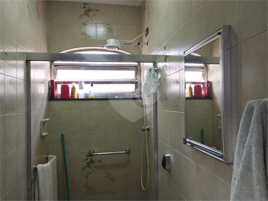 Sobrado à venda com 4 quartos, sendo 1 suíte, em Tremembé, São Paulo, SP