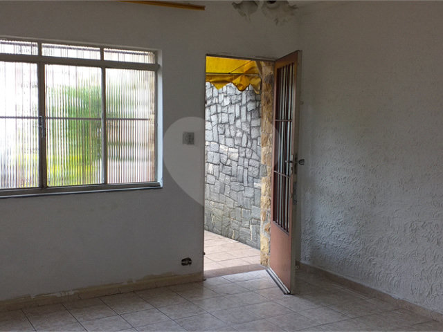 Sobrado à venda com 2 quartos em Santana, São Paulo, SP