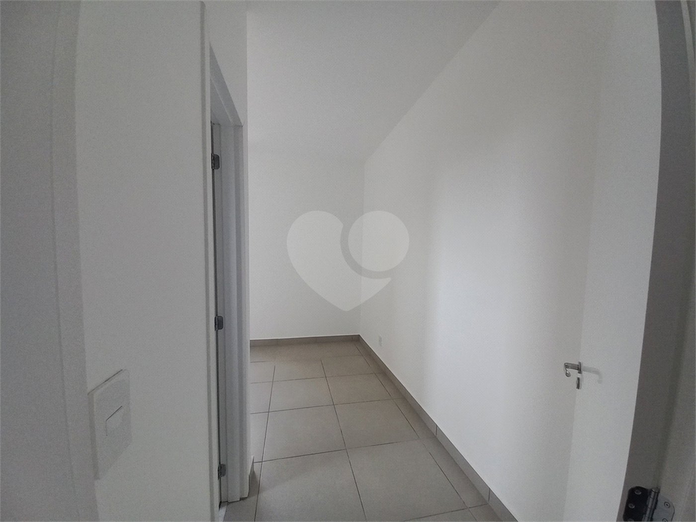 Apartamento à venda com 2 quartos, sendo 1 suíte,  em Além Ponte, Sorocaba, SP