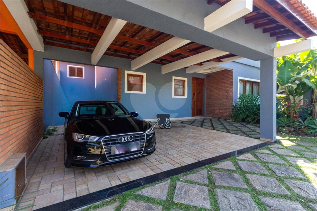 Casa à venda com 3 suítes no condomínio Da Serra, São Paulo - SP