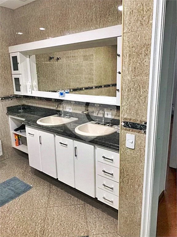 Sobrado à venda com 4 suítes em Barro Branco (zona Norte), São Paulo, SP