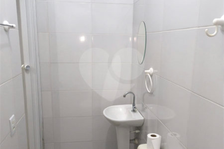 Casa à venda ou para alugar com 6 quartos, sendo 3 suítes,  em Jardim Vila Rica, São Paulo, SP