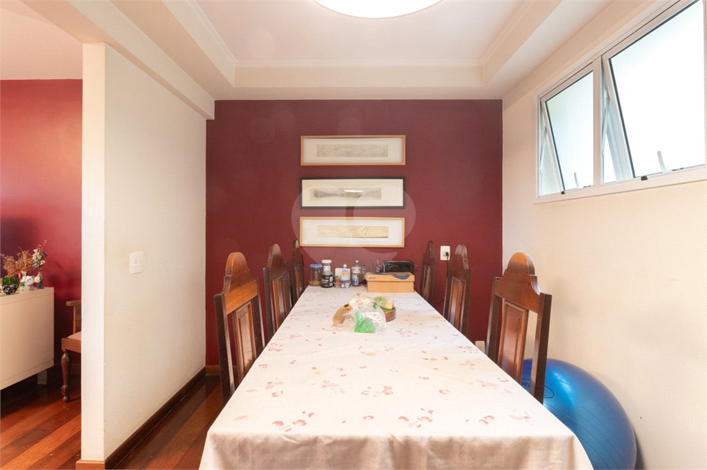 Apartamento à venda com 4 quartos, sendo 2 suítes,  em Alto de Pinheiros, São Paulo, SP