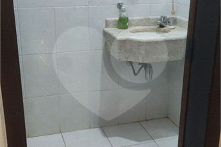 Chácara à venda com 4 quartos, sendo 3 suítes, em Campos de Atibaia, Atibaia, SP