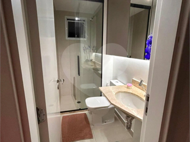 Apartamento à venda com 3 quartos, sendo 1 suíte,  em Vila Andrade, São Paulo, SP