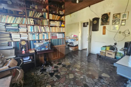 Sobrado à venda ou para alugar com 5 quartos, sendo 3 suítes, em Pacaembu, São Paulo, SP