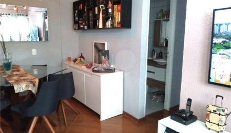 Apartamento à venda com 3 quartos, sendo 1 suíte,  em Jardim Olympia, São Paulo, SP