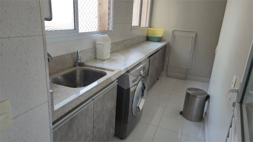 Apartamento à venda com 3 quartos, sendo 1 suíte, no Centro, São Bernardo do Campo, SP