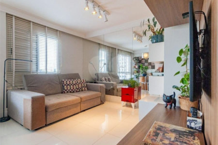 Cobertura à venda com 2 suítes em Vila Olímpia, São Paulo, SP