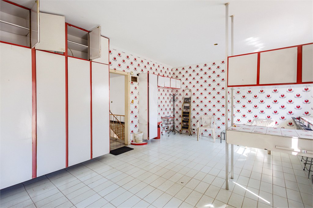 Sobrado à venda com 5 quartos, sendo 4 suítes, em Brooklin, São Paulo, SP