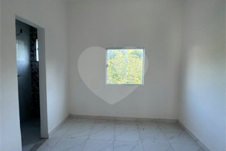 Casa à venda com 2 suítes em Campo Grande, Rio de Janeiro, RJ