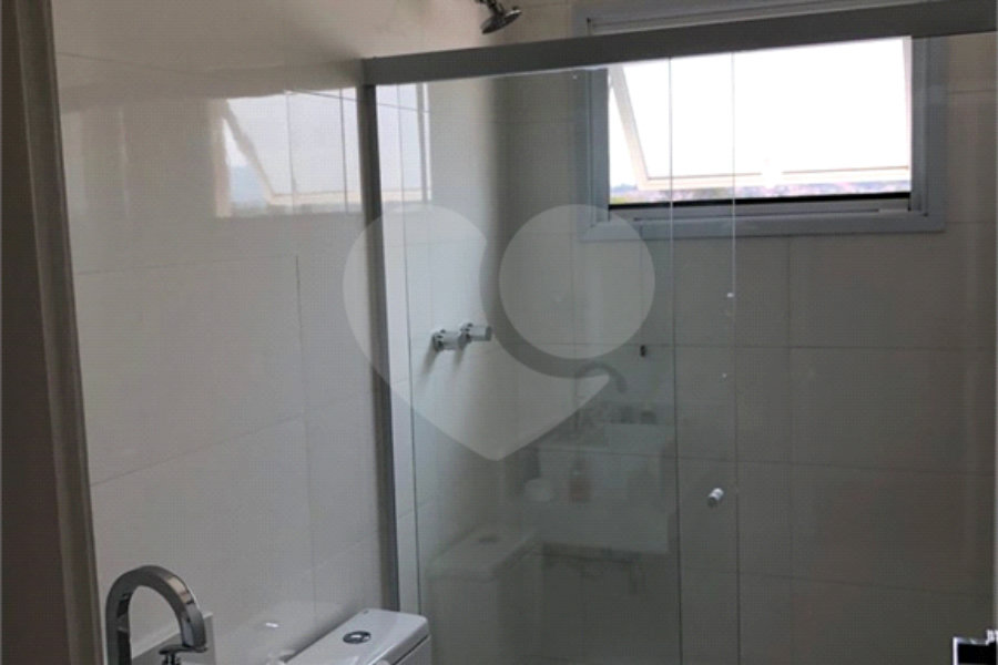 Casa à venda com 3 suítes no condomínio Residencial Lago da Serra, Araçoiaba da Serra - SP