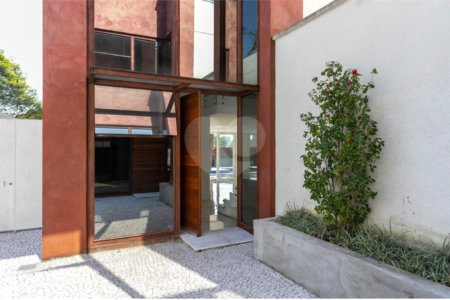 Casa à venda com 4 suítes no condomínio Porto Fino, São Paulo - SP