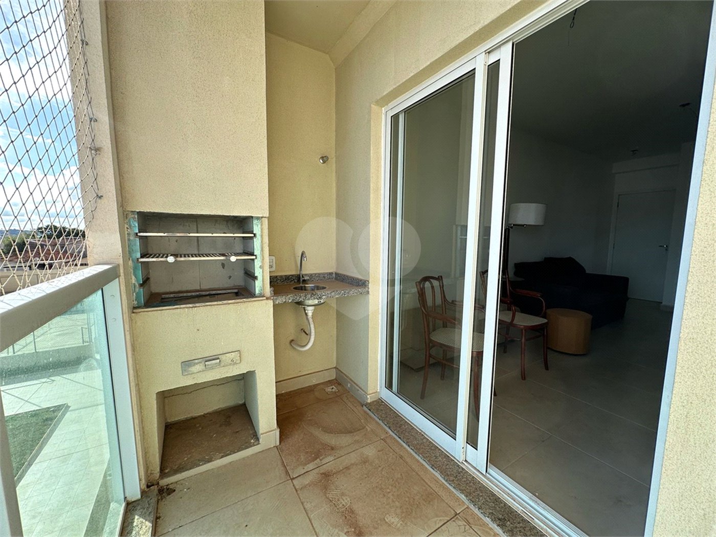 Apartamento à venda com 3 quartos, sendo 1 suíte, em Vila Macia, Itapetininga, SP