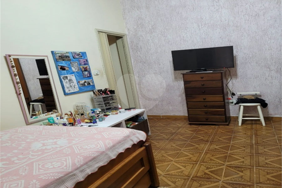 Casa Térrea à venda com 5 quartos, sendo 2 suítes,  em Jardim Aricanduva, São Paulo, SP