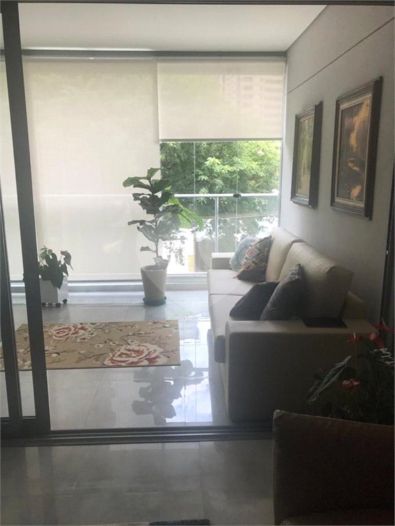 Apartamento à venda com 2 suítes em Indianópolis, São Paulo, SP