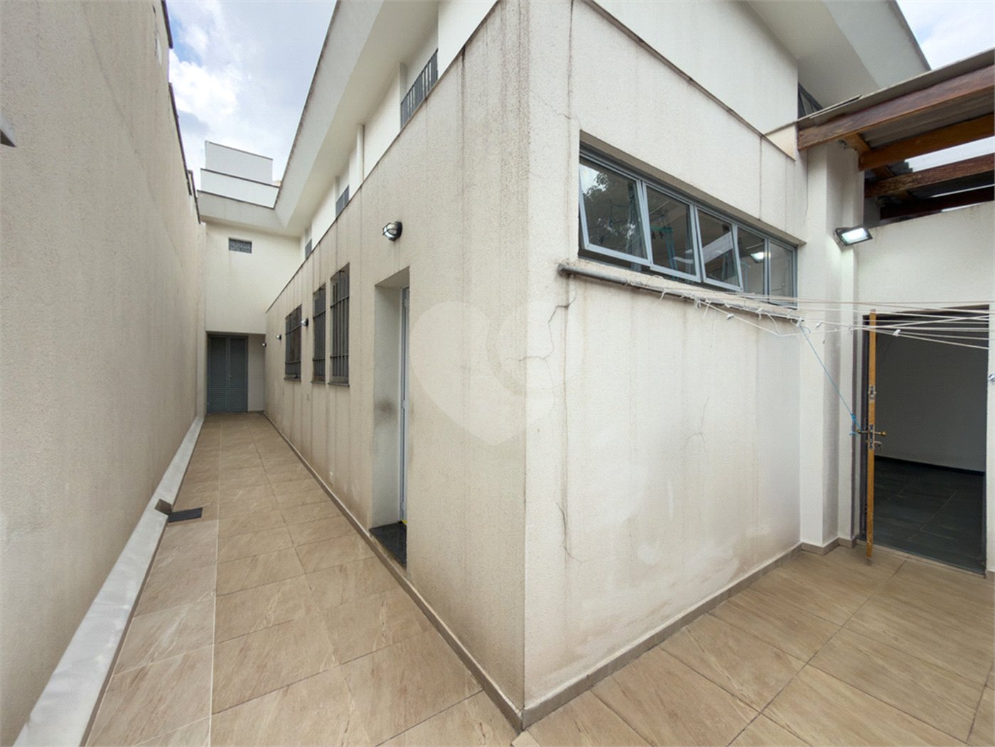 Casa de Vila à venda com 3 quartos, sendo 1 suíte, em Indianópolis, São Paulo, SP