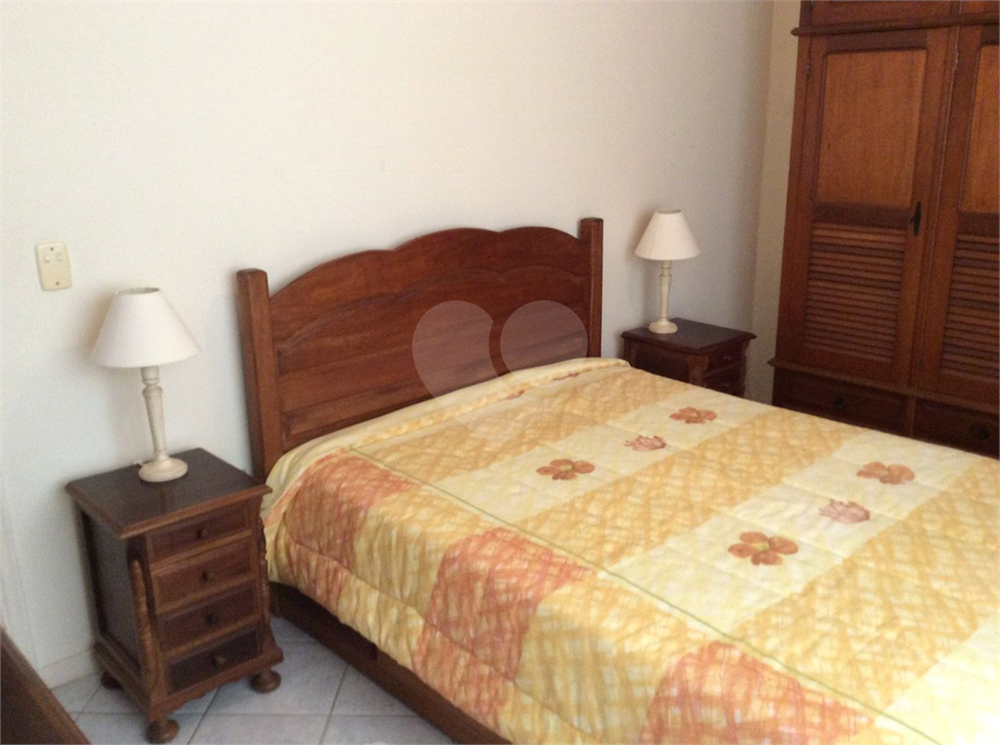 Casa à venda com 4 quartos, sendo 1 suíte, em Ogiva, Cabo Frio, RJ