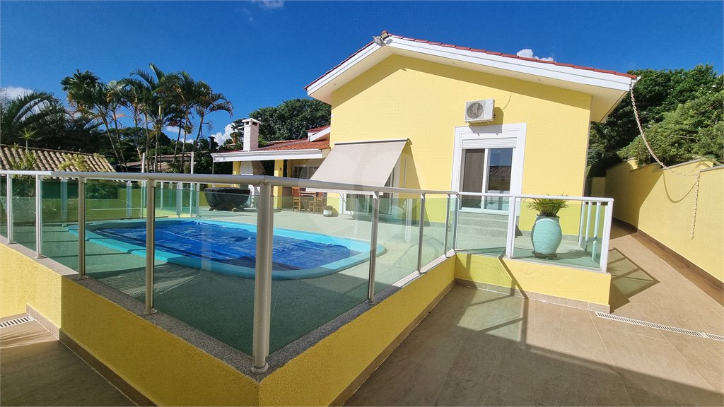 Casa à venda com 3 quartos, sendo 1 suíte,  no condomínio Vivendas do Lago, Sorocaba - SP
