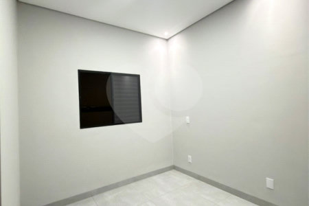 Casa à venda com 3 quartos, sendo 1 suíte, em Jardim Santa Cecília, Ribeirão Preto, SP