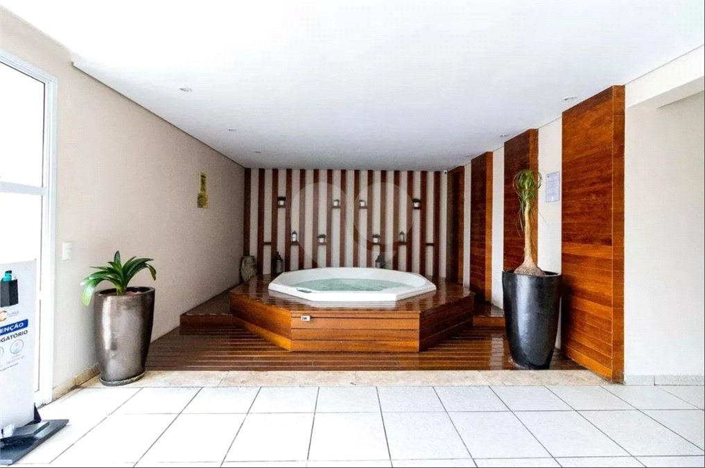 Apartamento à venda com 3 suítes em Jardim Dom Bosco, São Paulo, SP
