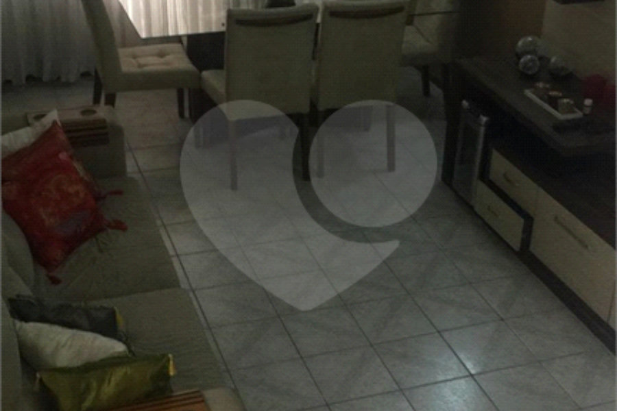 Sobrado à venda com 3 quartos, sendo 1 suíte, em Tremembé, São Paulo, SP