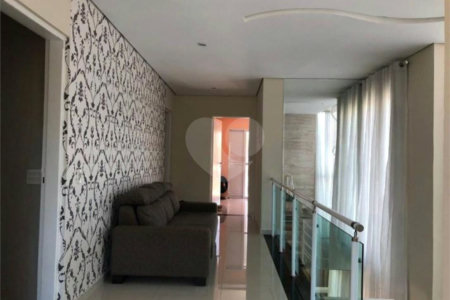 Casa à venda com 4 quartos, sendo 2 suítes, no condomínio Terras de São Francisco, Vinhedo - SP
