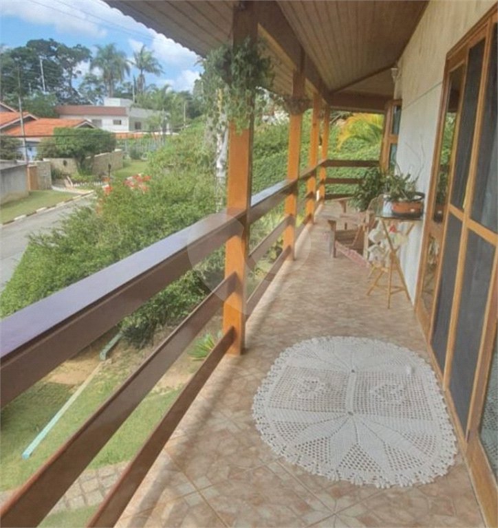 Casa à venda ou para alugar com 4 suítes em Vila Machado, Mairiporã, SP