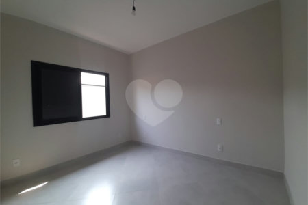Casa à venda com 3 quartos, sendo 1 suíte, em Residencial/Comercial, Vinhedo, SP