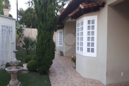 Casa à venda com 4 quartos em Caixa D´água, Vinhedo, SP
