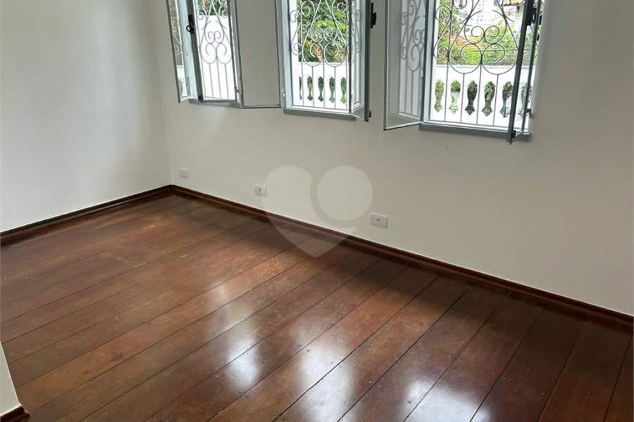 Sobrado à venda com 4 quartos, sendo 2 suítes, em Água Fria, São Paulo, SP